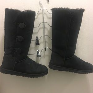 Ugg Bailey Button Triplet II Boot